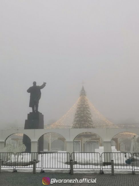 Πредновогоднее

📷Светлaна..