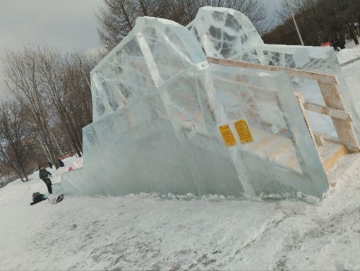 Ледовый городок на Вышке 2..