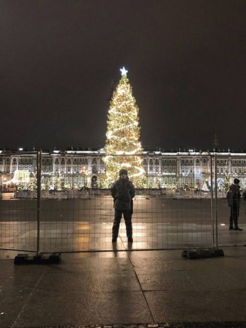 В Петербурге отменили новогодний концерт

Праздничной программы на Дворцовой площади в новогоднюю ночь не..