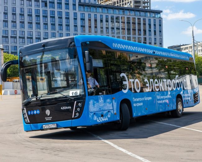 В Петербурге в следующем году хотят запустить 100 электробусов, хотя пока не выходит закупить ни..