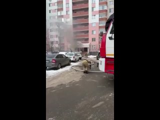 Во дворе на Ямашева загорелся автомобиль, когда водитель попытался завести его с автозапуска

Очевидцам..