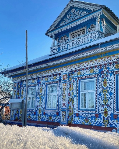 💙Вот такие необыкновенные дома есть в 
Нижегородской области в селе Пурех
 
 фото:..