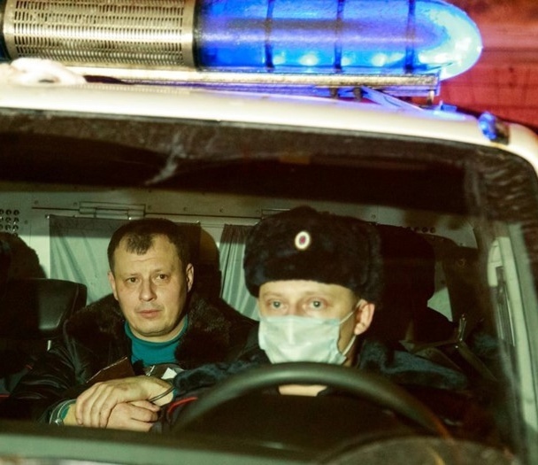 В Петербурге осудили бывшего лидера QR-сопротивления

Невский районный суд признал виновным в..
