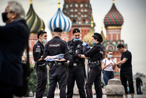 В Москве полицейский изнасиловал 11-летнюю девочку

26-летний полицейский задержан по подозрению в..