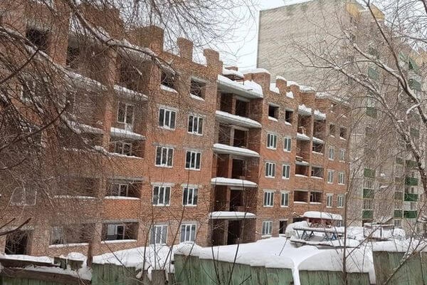 Более 250 дольщиков самарского ЖК «Новая заря» получат компенсации 

Здание начали строить в 2016 году, но..