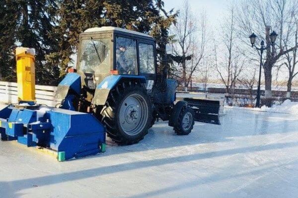 Каток на набережной официально откроют 16 декабря 

Пока он работает в тестовом режиме. 

В Самаре 16 декабря 2023..