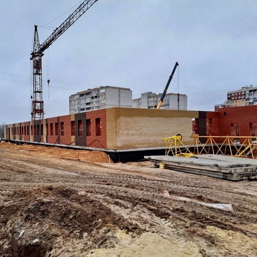 🏗️👷‍♂️ В Волгограде в посёлке ГЭС началось строительство новой трёхэтажной школы на 800 учебных мест.

📚..