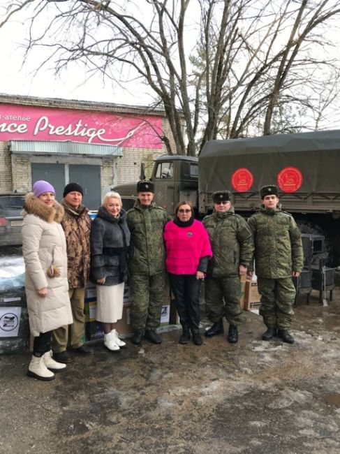 Пять тонн гуманитарного груза отправили в зону СВО

Собрали продукты питания, теплые вещи и все необходимое..