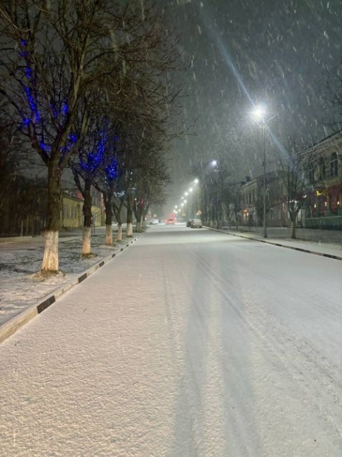 Ростовскую область заметает ❄️ В Красном Сулине выпало много..