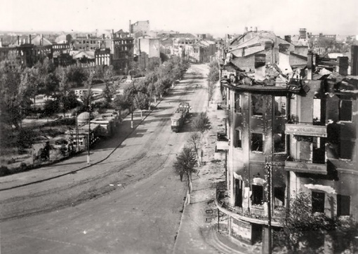 25 января - День Освобождения Воронежа от немецко-фашистких захватчиков. 
До весны 1942 года город жил..
