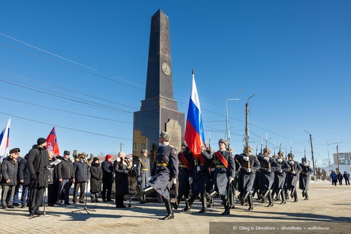 ⭐️ В Котельниково состоялось открытие первой в Волгоградской области памятной стелы «Рубеж..