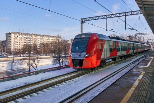 Летом этого года на МЦК запустят частично беспилотный поезд.

Также в течение двух лет в столице может..