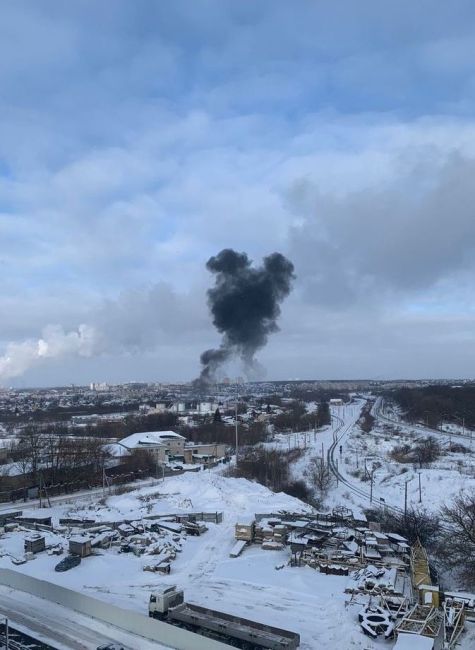 Беспилотники прилетели в Орёл и пострадали трое

Сегодня днём город атаковали беспилотники, из-за чего..