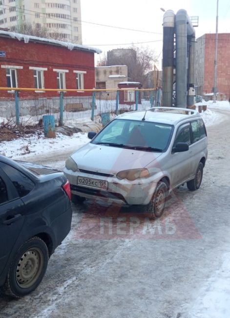 От подписчика 

Может кто знает владельца этого автомобиля? Сообщите, пожалуйста, кто в курсе.
[id466823699|Кое Кто]..