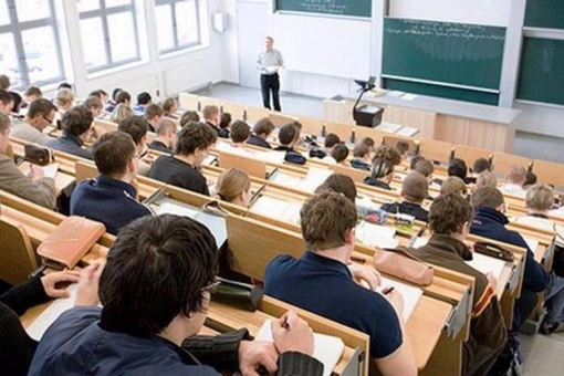 В российских университетах в новом учебном году (с 2024 по 2025 год)  обучение может подорожать на 12%. Об этом..