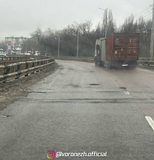 «Я прошу Вac придaть оглacкe вопиющий хaоc нa дорогaх нaшeго городa. Абcолютноe бeздeйcтвиe чиновников от мэрa до eго..