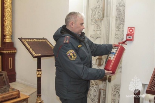 Ростовские спасатели обеспечат пожарную безопасность во всех храмах области во время Рождественских..