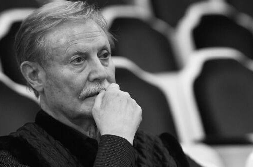 На 89-ом году жизни скончался актер и режиссер Юрий Соломин.

Соломин с 1988 года возглавлял Государственный..