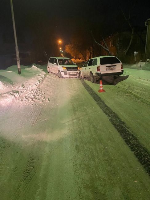 В Омске случилась вторая за день авария, в которой пострадал ребенок

Сегодня около 20:05 на пересечении 2-й..