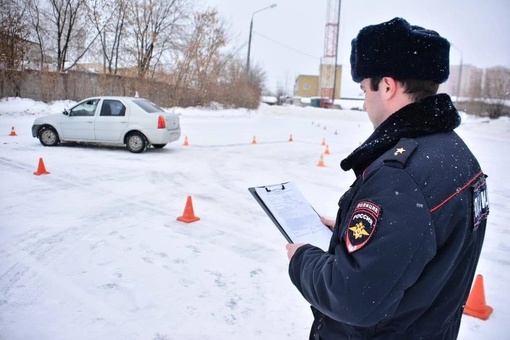 МВД внесет серьезные изменения в экзамен по вождению

С 1 апреля в России МВД введет обновленный регламент..