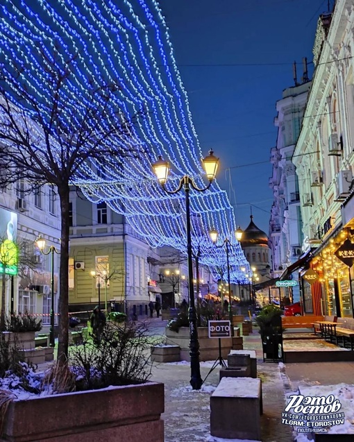 ✨🎄 В Ростове практически разобрали все новогодние инсталляции. Теперь они останутся только в памяти и на..