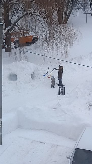 У этих детей ещё не всё потеряно. А кто тоже рыл в детстве..