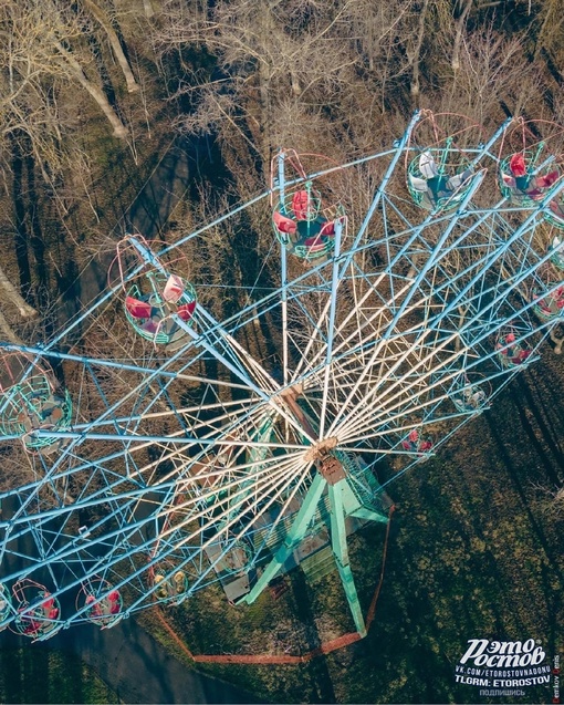 🎡 Колесо обозрения из вашего детства. Парк..