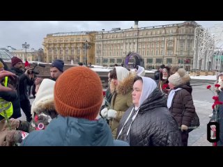 Акция родственниц мобилизованных проходит в Москве

Женщины выступают против бессрочной мобилизации..