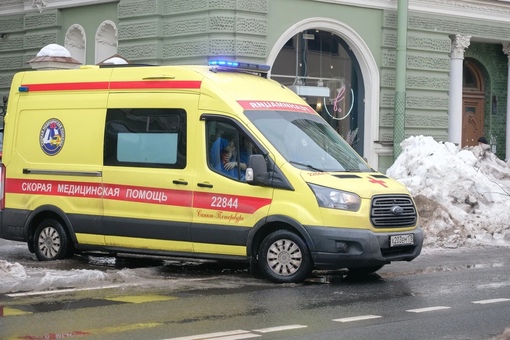 Петербуржец умер, подавившись сосиской

62-летний житель Невского района скоропостижно скончался после..