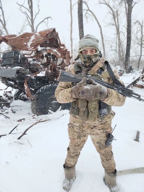 Красновишерский боец на связи. С приветом из под Авдеевки. Давим гадов!!! Победа будет за нами!!

Подпишись..