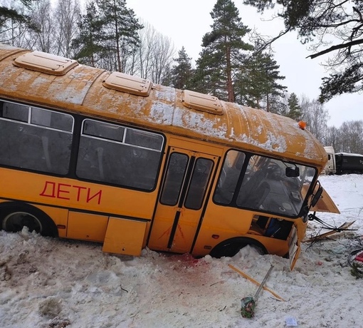 Автобус со школьниками угодил в ДТП в Псковской области

«ПАЗик» с детьми вылетел в кювет сегодня утром на..