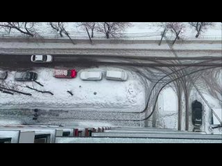 В Москве сильнейший снегопад, но то ли еще будет: синоптики предупреждают, что на столицу идет циклон..