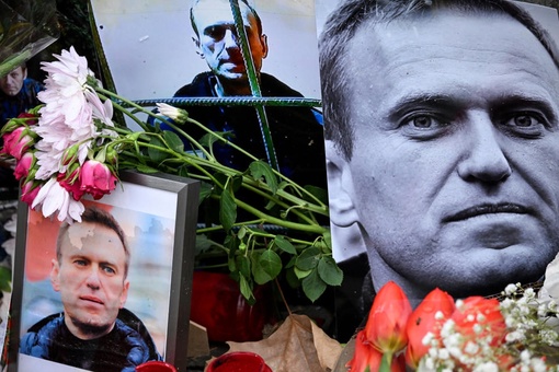 Тело Алексея Навального*, скончавшегося 9 дней назад в колонии в ЯНАО, передали его матери в Салехарде. Об..
