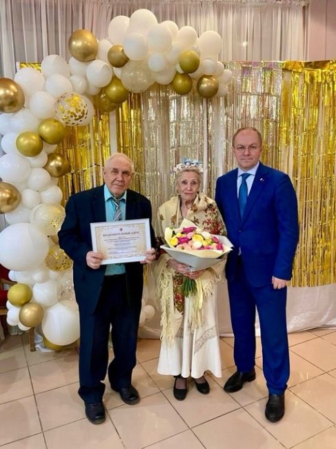 ВОТ ЭТО ДА 😍 Супруги из Красноармейского района празднуют большое и радостное событие – 60-летие семейной..