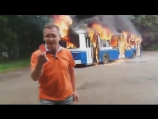 Сегодня в 19:00 загорелся автобус Чайковский-Пермь

Пассажиры были..