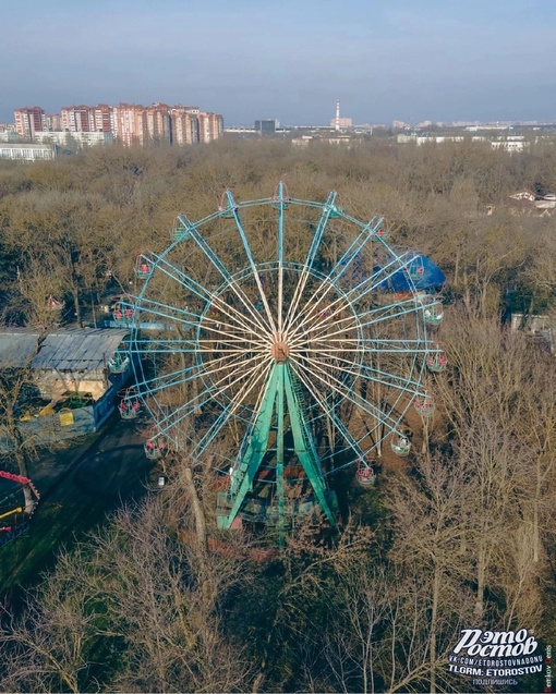 🎡 Колесо обозрения из вашего детства. Парк..