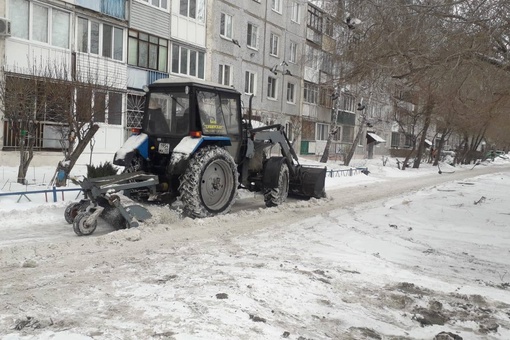 За несвоевременную уборку снега управляющим компаниям и предпринимателям могут выписать штрафы до 20 тысяч..