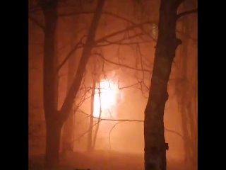 🔥Пожар вспыхнул в жилом доме Калининского района 
 
В 02:46 дежурная служба получила сообщение о пожаре в доме..