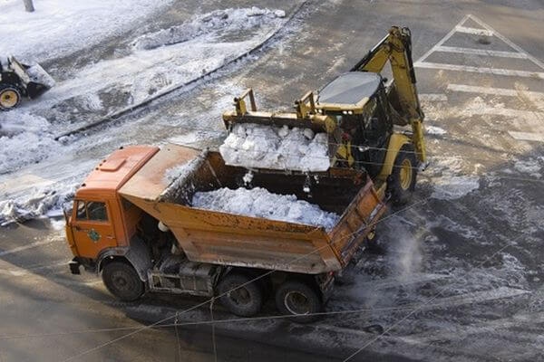 В Самаре на зимнее содержание Московского, Красноглинского и Волжского шоссе направят 28,3 млн рублей 

Работы..