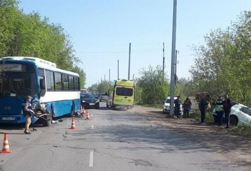 В Омске начинают судить таксиста, который пьяным устроил ДТП с пострадавшими

Омске прокуратура направила в..