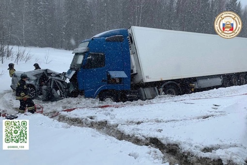 Вчера вечером, 27 марта, на трассе М-7 в Прикамье произошла смертельная авария

Водитель легковушки Kaiyi начал..