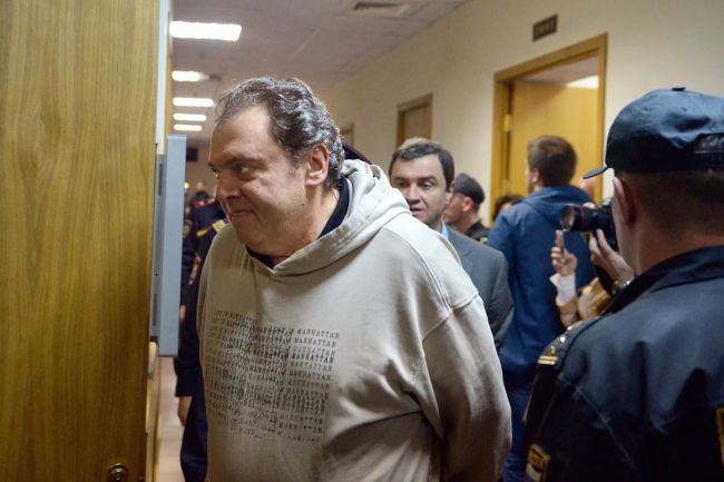 Экс-чиновник, укравший 900 миллионов у Эрмитажа, проклял госслужбу

Петербургский городской суд на неделе..