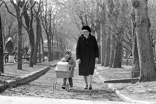 Прогулка по весеннему городу,..