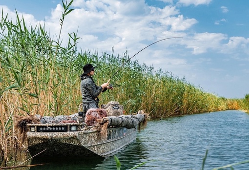 🎣Забудьте о буднях с эксклюзивным рыболовным туром в «Абрау-Дюрсо на Плавнях»! 
 
Приглашаем вас..