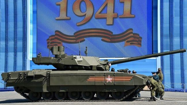 Новейший российский танк Т-14 «Армата» не участвует в СВО из-за своей дороговизны, поведал глава..