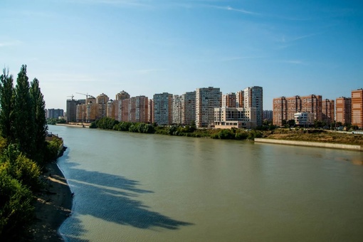 🏙 Краснодарский край обогнал Москву по спросу на жилье.

Кубань впервые заняла второе место в общем..