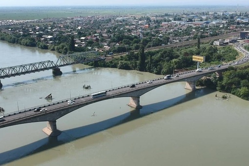 ⚡️Снос старого Яблоновского моста обойдётся Краснодарцам в полмиллиарда рублей

Такую оценку назвали РБК..