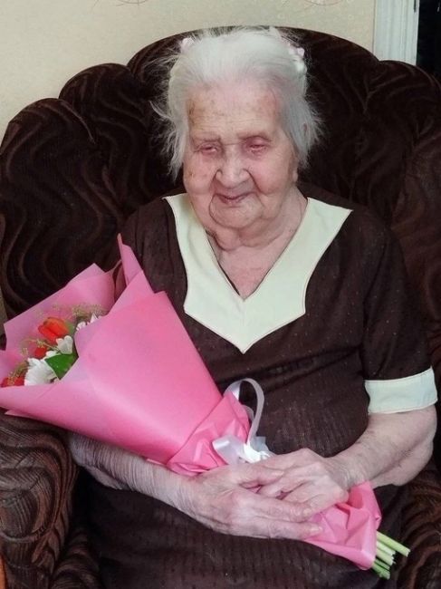 Долгожительнице из Дзержинска Валентине Перминовой сегодня исполнилось 106 лет 💐

Валентина Ивановна –..