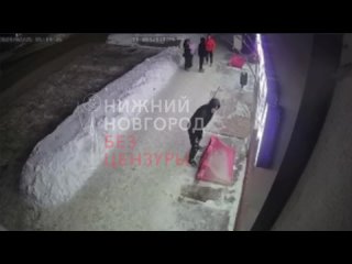 🗣️ В области подростки решили, что будет очень смешно, если выставить пластиковые заграждения прямо на..