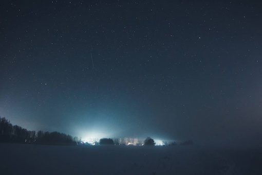 Сегодня рано утром Нижегородскую область заволокло густым туманом!

Очень атмосферные фото успел сделать..